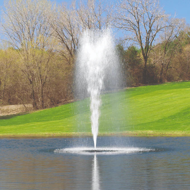 Kasco J Series 3 HP Floating Fountain 3.1JF with Spruce Pattern spraying in pond | Your Pond Pros